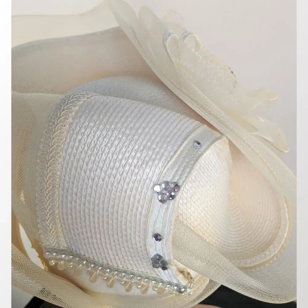 VTG 50s Fascinator Hat MCM Ivory Upsweep Woven Rhinestone Pearl Church Derby